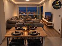 Cevahir Sky City - 21stFloor - Pool - Free Parking - B&B Skopje