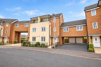 5 Bedroom 3.5 Bathroom House • 1600+ SqFt • Driveway Parking • SkyTV • Fast Wifi • By Yoko Property - Chambres d'hôtes Milton Keynes