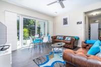 Serene 2BR House near the heart of Kingston - B&B Kingston