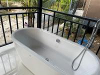 Baan klang suan at kantiang bay - B&B Ko Lanta Yai