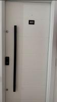 Apartamento completo com Vista mar a 50m da Praia 2 quartos 2 banheiros churrasqueira Wi-Fi e Garagem privativa até 8 hóspedes guarda sol cooler e cadeira de praia - Ferienwohnung Bugres