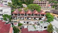 Two Chefs Inn - Bed and Breakfast Kata