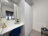 Ocean 1 Bedroom Flat - B&B Londra