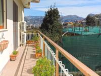 Double Room with Private Bathroom and Garden View