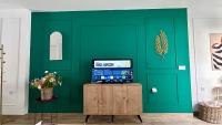 One-Bedroom Deluxe Apartment