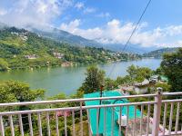 The Lake Front Boho - Chambres d'hôtes Bhimtal