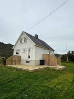 Peaceful retreat in Lofoten - B&B Sennesvik