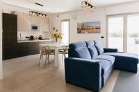 Brezza di Bari, Terrace & Free Parking, family and group apartment by Leviora Collection - B&B Bari