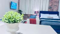 Studio in the Heart of DSM Downtown - B&B Des Moines