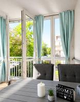 Balaton Golden Coast Beach Apartment - Bed and Breakfast Siófok