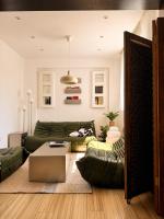 Refined Retreat - central flat with pool table - Chambres d'hôtes Nicosie
