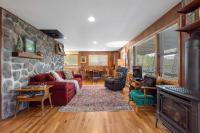 Wonder-View Lodge with Private Panoramic Mountain Views - B&B Black Hawk