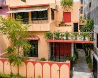 Trivana Stay - B&B Varanasi
