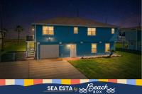 Beach Home with Pool, Big Deck and Ocean View - B&B Galveston