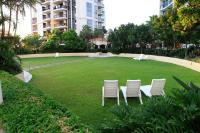 Chevron Renaissance - HR Surfers Paradise - Bed and Breakfast Gold Coast