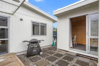 Whanga on Foot - Great Central Location - B&B Whangamata