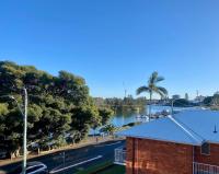 Aqua Haven - 2-bedroom unit with lake view! - B&B Forster