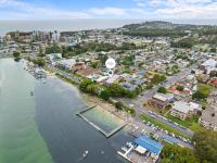 Aqua Haven - 2-bedroom unit with lake view! - B&B Forster