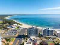Ebbtide 25 - Beachfront, pool & fantastic views! - B&B Forster