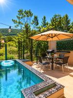 Casa Jade NOVA com piscina privativa em Mariscal, Bombinhas - B&B Bombinhas
