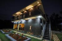 75 East - Bed and Breakfast Jambur