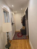 Glostrup - Shared apartment for Adults 35-60 LGBT EU,US,UK only - Bed and Breakfast Glostrup