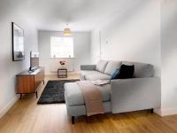 Wokingham - 2 Bedrooms Parking - B&B Wokingham