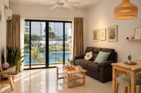 Kid-Loving Poolside Haven - 2BR - Smart TV - Games - B&B Johor Bahru