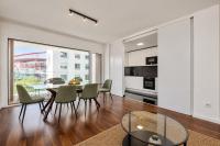 Lisbon Pool & Gym Apartment - B&B Lisboa