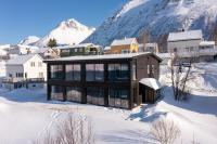 Storm Senja Living Appartments - Hans Maurseth - B&B Tofta