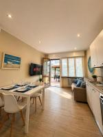 Bilovarazze With Terrace - B&B Varazze