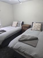 Smithills Farm Holiday Lodge - B&B Egerton