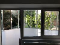Les Garçons I Cristina - Spacious Studio and Free Parking - B&B Bucharest