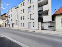 Central Seven Apartman - Free Parking - B&B Győr