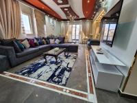 شقة فاخرة وفيو خرافى فى maadi - Chambres d'hôtes Le Caire