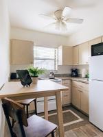 Studio in Pompano Beach two blocks from the Ocean - B&B Pompano Beach