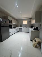 شقة سويت هافن الفاخرة - B&B Buraydah