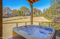 Meadows & Smoky Skies - B&B Sevierville