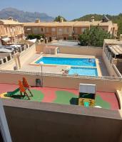 Moderno adosado junto al POLIDEPORTIVO de NUCIA - Ferienwohnung Polop