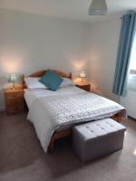 Clova Cottage 7BR Retreat - Bed and Breakfast Kirriemuir