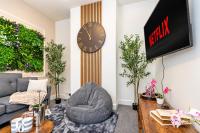 Modern Family Home with Private Garden - B&B Portsmouth