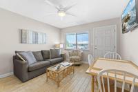 Madeira Beach Tropic Breeze Unit 15 Second Floor - B&B St. Pete Beach