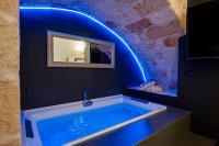 Pumo di Puglia Suite - Whirpool Bath - B&B Conversano