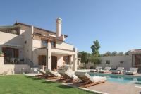 Family Villa Ikos with Heated Pool & BBQ, Walking Distance to the Beach - B&B Pigianós Kámpos