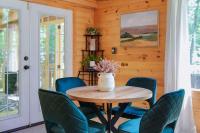 Dog-Friendly A-Frame with Hot Tub and Firepit - B&B Hedgesville