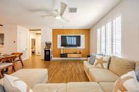 Lighthouse Beach Retreat - Bed and Breakfast South Padre Island