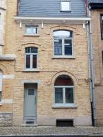 The Front Door N12 - B&B