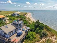 Unique waterfront home with stunning views - Bed and Breakfast Wellfleet