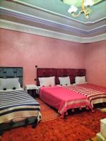 Bett im 8-Bett-Schlafsaal
