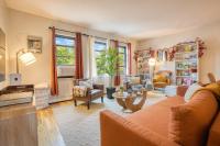 3BR Brooklyn Flatbush King Bed, 2 Queens 5 Min to Kings Theatre - Bed and Breakfast Brooklyn